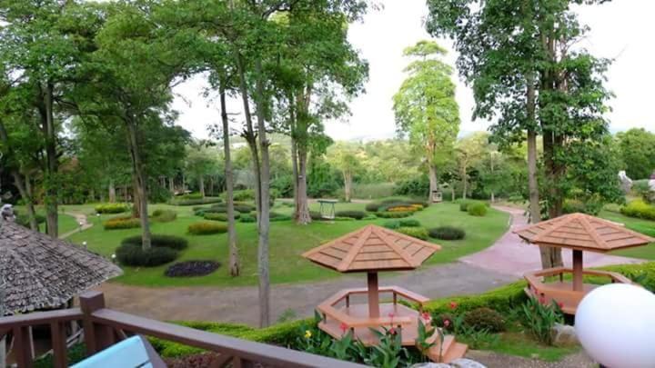 Arayana Phupimarn Resort & Spa Pak Chong Extérieur photo