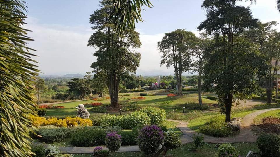 Arayana Phupimarn Resort & Spa Pak Chong Extérieur photo