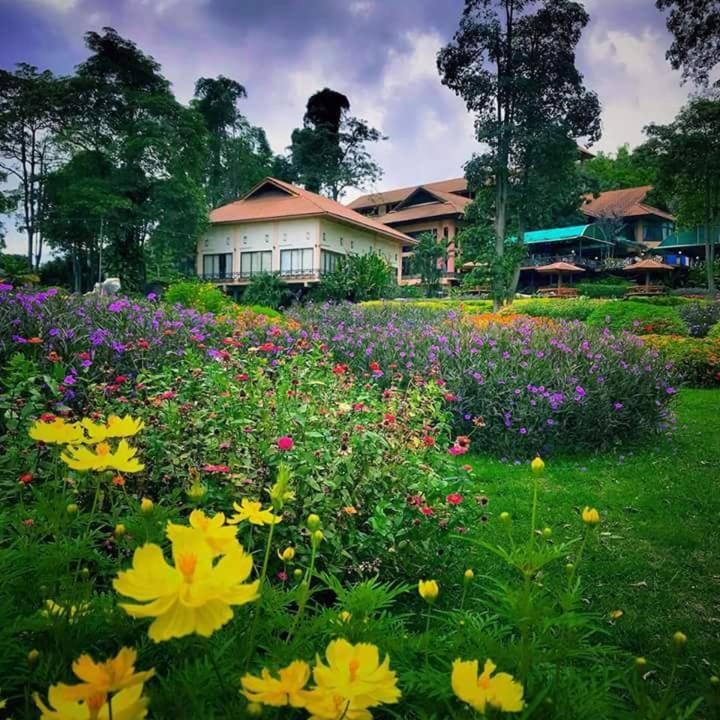 Arayana Phupimarn Resort & Spa Pak Chong Extérieur photo